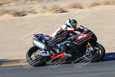 media/Jan-09-2022-SoCal Trackdays (Sun) [[2b1fec8404]]/Turn 8 (1045am)/